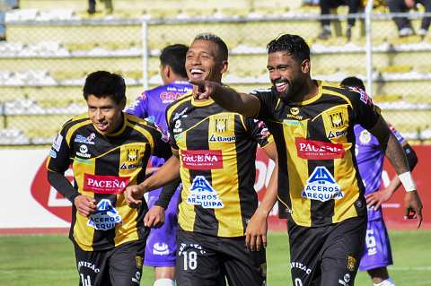 Dura derrota de Real Potosí ante The Strongest en La Paz